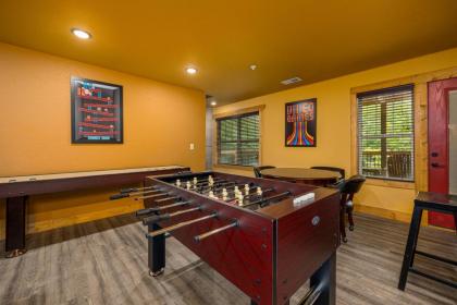 A Majestic Hilltop chalet - image 5