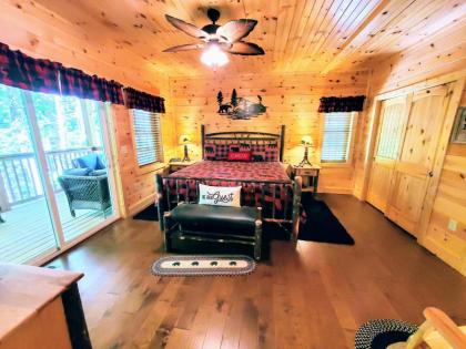 Hidden Cove Cabin - image 23