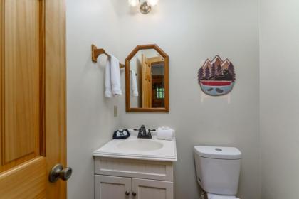 Greenbrier Woods Log Cabin with Hot Tub Stone Wood Fireplace Covered Deck and Close to Gatlinburg - image 21