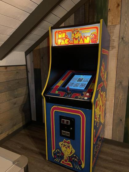 Bigfoots Hideaway - image 26