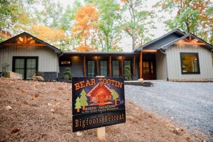 Bigfoots Retreat - image 29