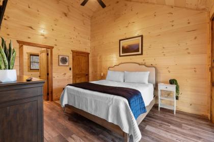 Cliffhanger - image 24