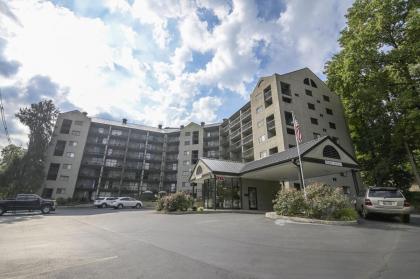 OLDE GATLINBURG PLACE UNIT 510 - GREAT LOCATION! CLOSE TO TOWN! condo