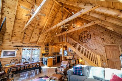 Lazy Bear Lodge - image 20