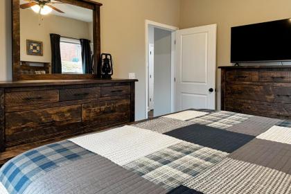 Shady Pines - image 15