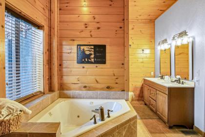 Queen of Dreams - image 25