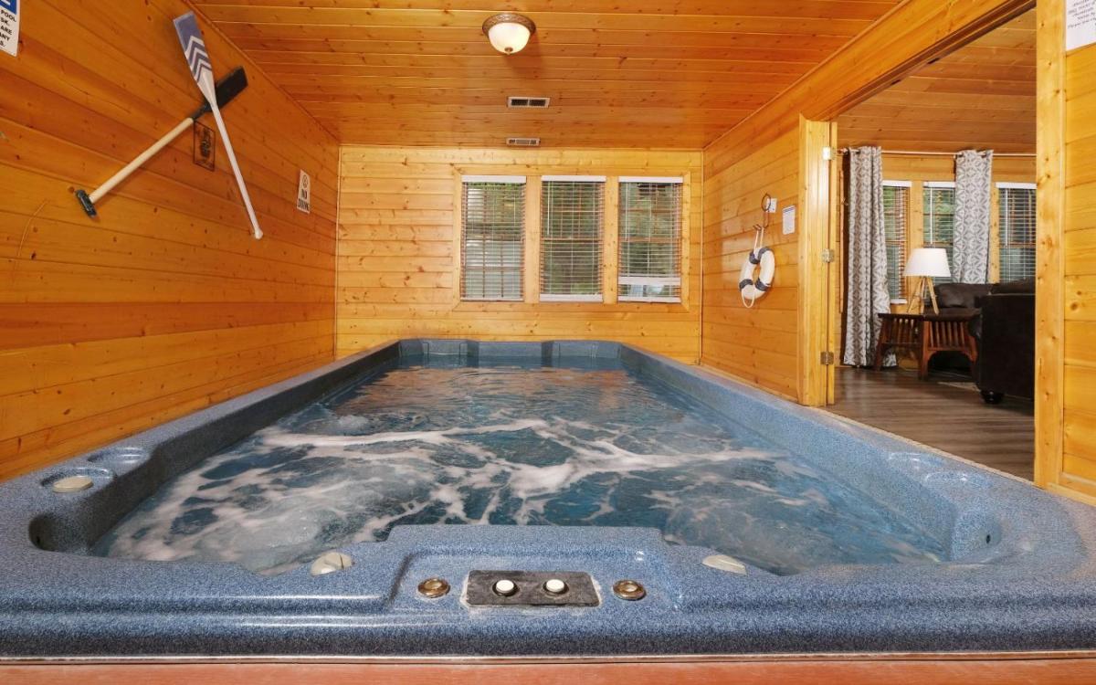 Poolin Around - main image