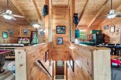 A Top Notch Lodge~Gatlinburg - image 11
