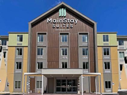 MainStay Suites Gatlinburg Downtown Area - image 2