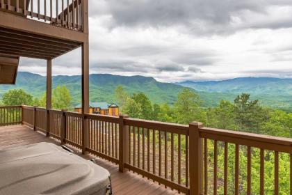 Sky Views - Panoramic Views cabin - image 30