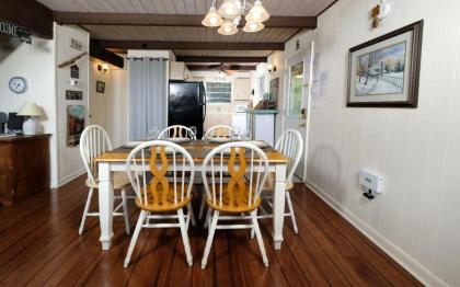 Cozy Bear 856 - image 8