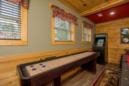 Brandon`s Mountain Retreat chalet - image 24