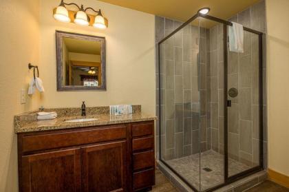 Brandon`s Mountain Retreat chalet - image 27