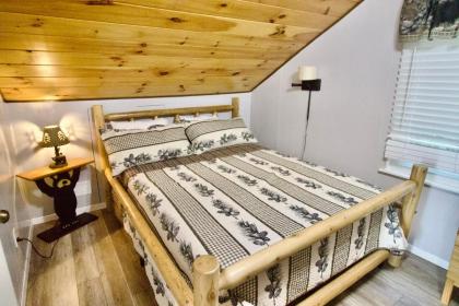 Chalet with amazing views - image 23
