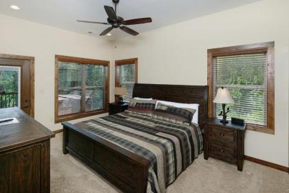 Bear Watch 1011 - image 25