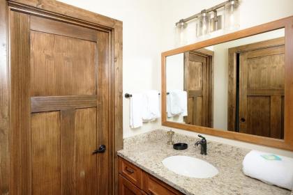 Bear Watch 1011 - image 29