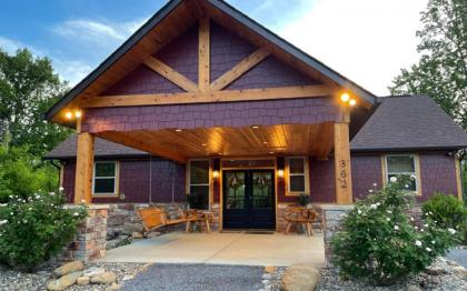 Holly Ridge Hideaway