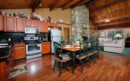 Three Pines 2139 - image 10