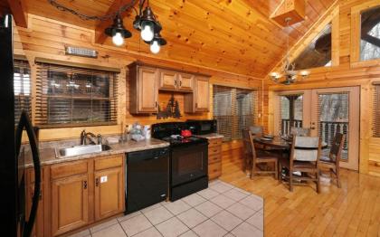 Queens Log Cabin - image 10