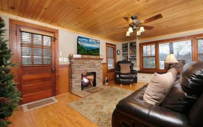 Karens Cozy Cottage - image 3