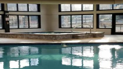 Laurel Pointe Resort - image 8
