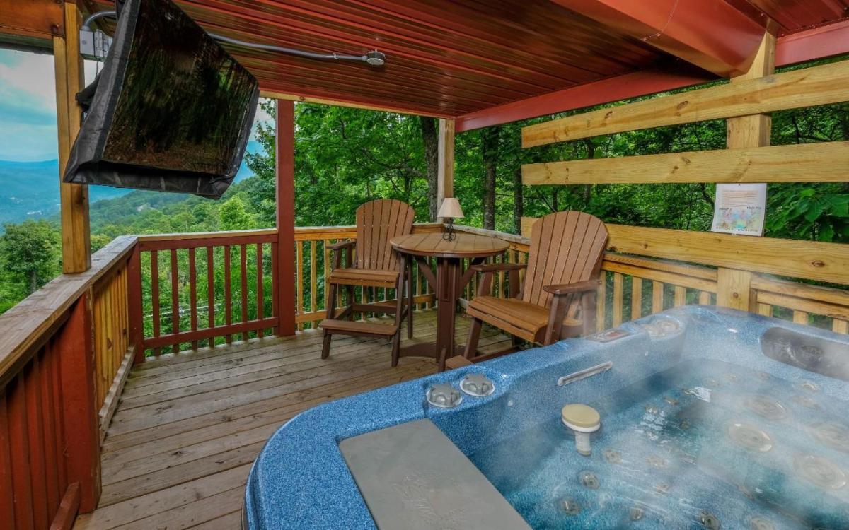 Bear Mountain Retreat - image 3