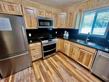 Creekside Haven - image 12
