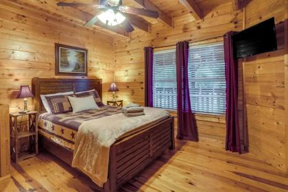 Gatlinburg Getaway Private Hot Tub and Fireplace! - image 18