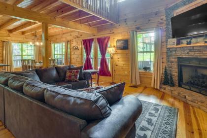 Gatlinburg Getaway Private Hot Tub and Fireplace! - image 4