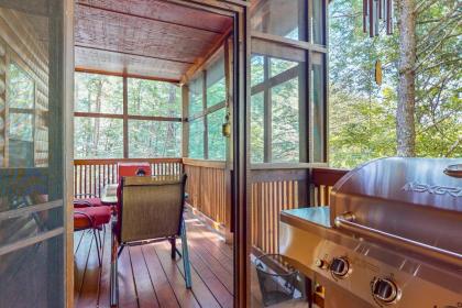 Cozy Cub Cabin - image 23