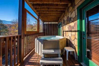 Spacious Smokies Cabin - Hot Tub with Mountain Views - image 28