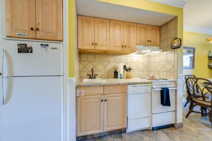 Downtown Gatlinburg Condo with Community Pool! - image 10