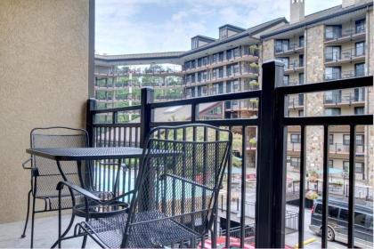 Gatlinburg Ski Week 2 Bedroom 2 Bath Full Kitchen Sleeps n6834 - image 10
