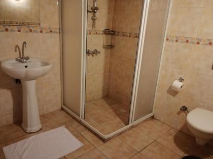 Seven Rock Cave Hotel - image 13