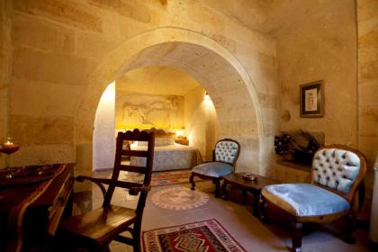 Miras Hotel - image 12