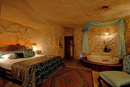Miras Hotel - image 5