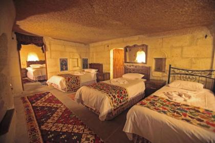 Tulip Cave Suites - image 11