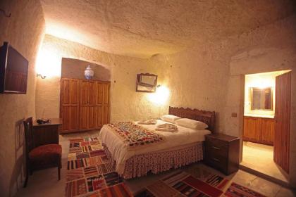 Tulip Cave Suites - image 17