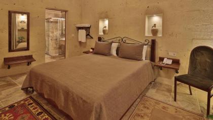 Osmanbey Cave House - image 11