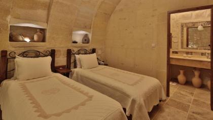 Osmanbey Cave House - image 17