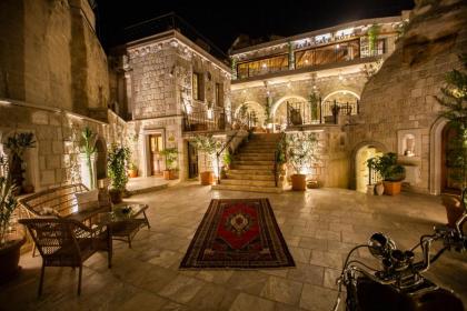 Zara Cave Hotel 