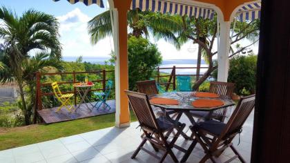 Maison de 2 chambres avec vue sur la mer jardin clos et wifi a Vieux Habitants a 2 km de la plage - image 15