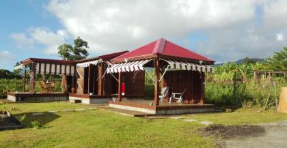 Bungalow with one bedroom in Capesterre Belle Eau with wonderful mountain view private pool enclosed garden 12 km from the beach - image 19