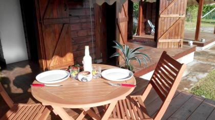 Bungalow with one bedroom in Capesterre Belle Eau with wonderful mountain view private pool enclosed garden 12 km from the beach - image 5