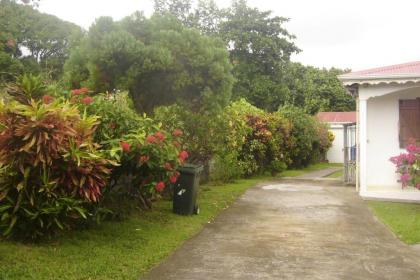 Studio avec jardin clos et wifi a Capesterre Belle Eau a 3 km de la plage - image 16