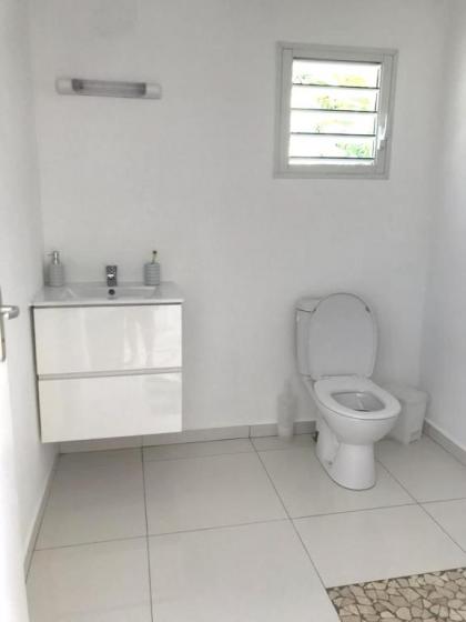 Villa with 2 bedrooms in Le Moule with wonderful sea view private pool enclosed garden - image 7