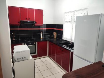 Agréable maison 3 pièces tout confort pour 4 personnes - Vue sur jardin - image 4