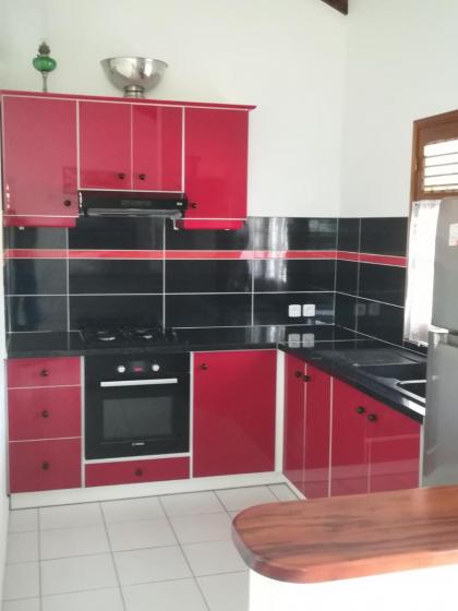 Agréable maison 3 pièces tout confort pour 4 personnes - Vue sur jardin - image 9