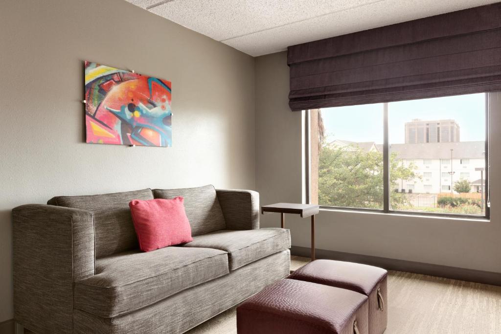 Hampton Inn - Houston/Brookhollow - image 7