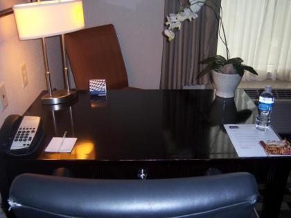 Hampton Inn & Suites Houston-Bush Intercontinental Airport - image 16